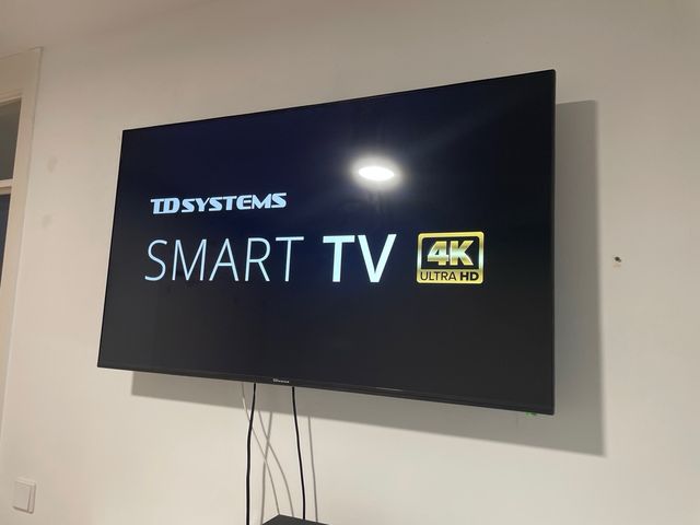 Televisión Smart TV 4K HD 50 pulgadas