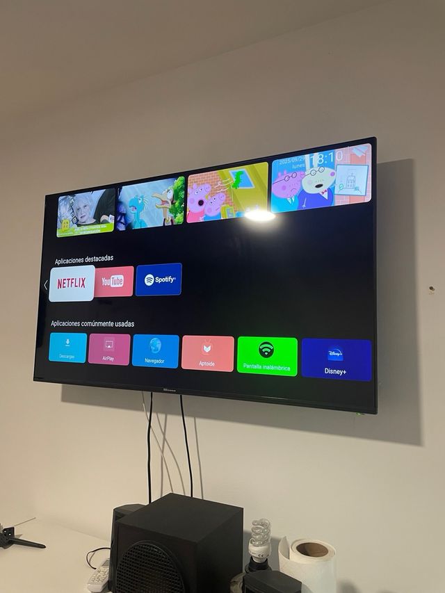 Televisión Smart TV 4K HD 50 pulgadas