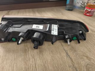 FARO TRASERO IZQUIERDO MALETERO CAPTUR 2