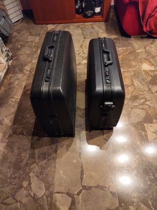 Juego de 2 maletas rígidas negras
