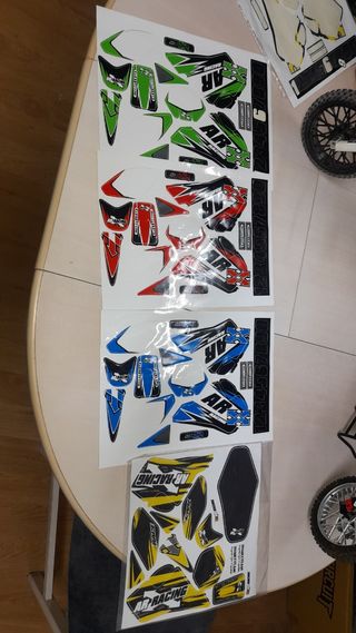 Pegatinas Moto RC ARX 540, 20 eur juego.