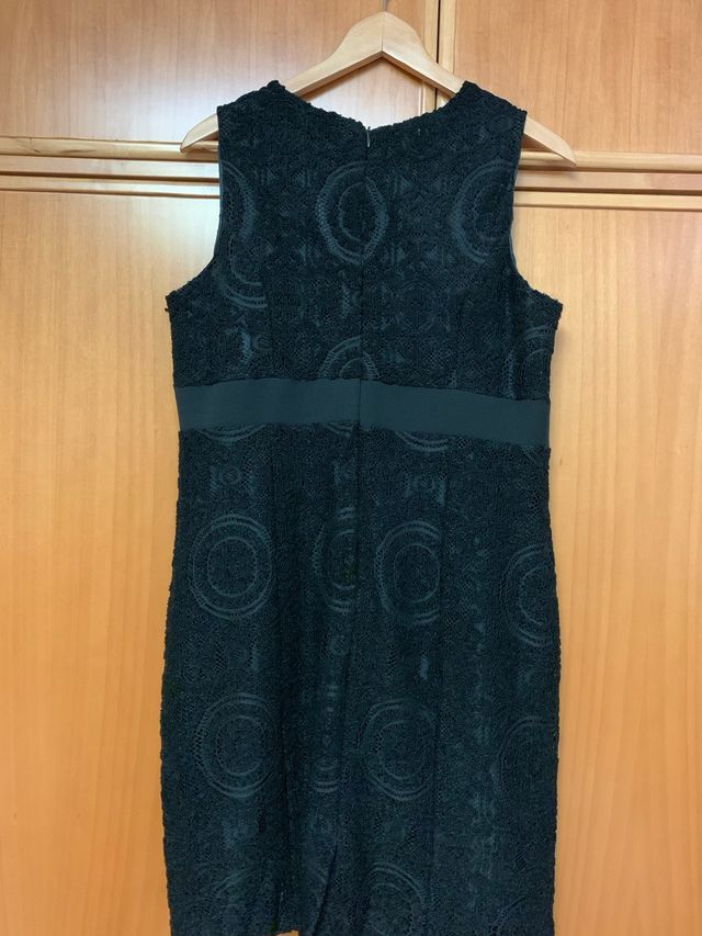 Vestido negro encaje forrado