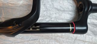 Rock Shox Yari Charger RC 
