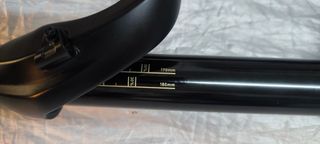 Rock Shox Yari Charger RC 
