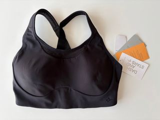 Top deportivo negro NUEVO