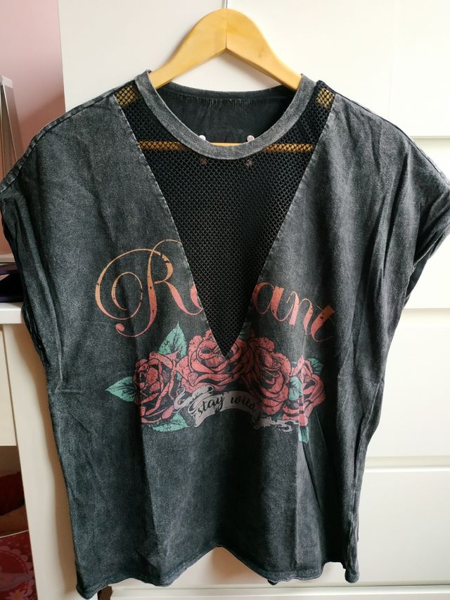 Camiseta mujer gris y rosa con red