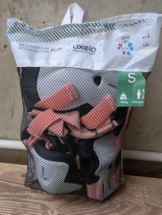 Protecciones Oxelo Talla S. Usados 2 veces.