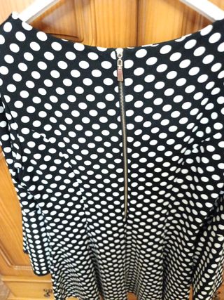 Vestido lunares