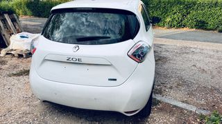 RENAULT ZOE ACCIDENTADO