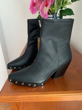 Botines negros talla 38 Alta Moda