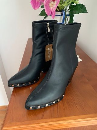 Botines negros talla 38 Alta Moda