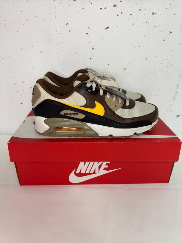 Nike Air Max 90 x Gore-Tex - Talla 40