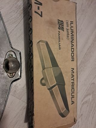  SEAT FIAT 124/1430 RANCHERA. PILOTO MATRICULA.
