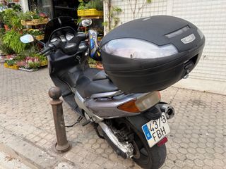 Yamaha TMAX 500 Cambio por coche