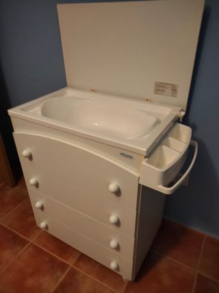 Mueble bañera cambiador micuna