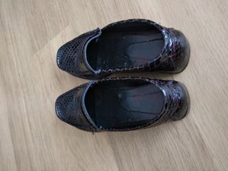 Mocasines de piel efecto serpiente