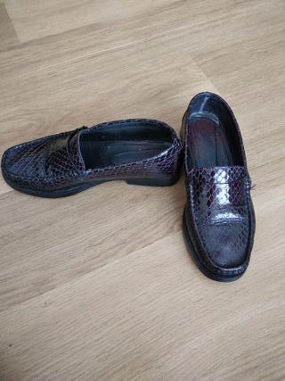 Mocasines de piel efecto serpiente