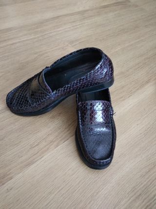 Mocasines de piel efecto serpiente