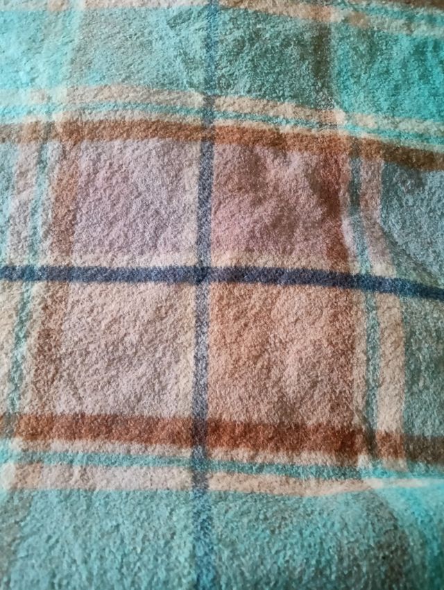 Manta de pura lana antigua