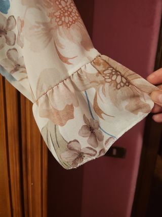 Vestito fantasia floreale a portafoglio