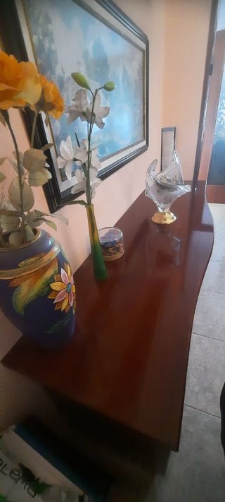 Muebles Comedor: Bufet, Mesa y Vitrinas