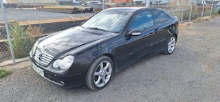 Mercedes-Benz Clase C 2003