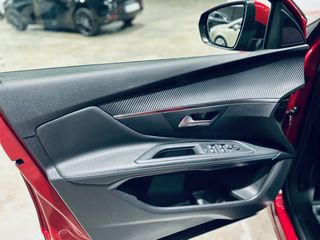 Peugeot 3008 1.5Hdi Allure Pack 130 EAT8 