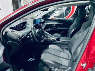 Peugeot 3008 1.5Hdi Allure Pack 130 EAT8 