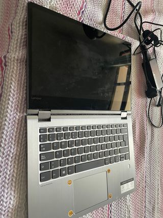 Lenovo Yoga 530 14 Intel Core i3-70