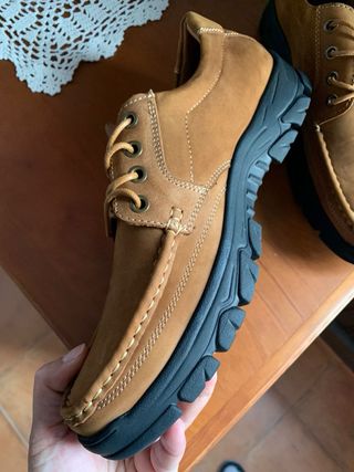 Zapatos de piel marrones talla 42