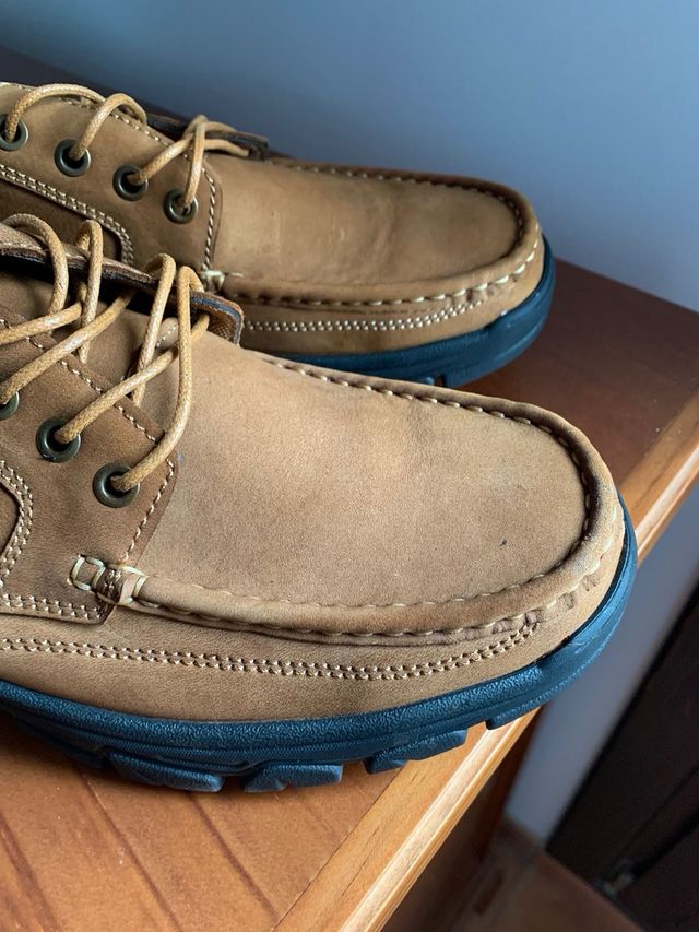 Zapatos de piel marrones talla 42