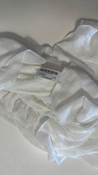 Blusa Zara Blanca Volantes talla L