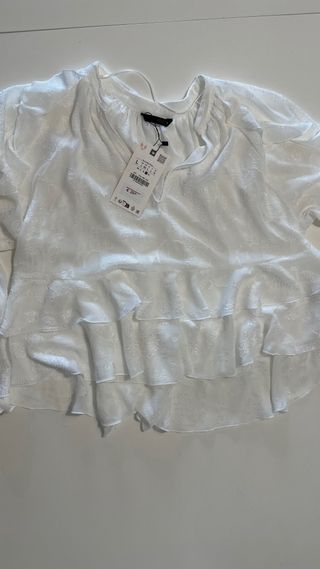 Blusa Zara Blanca Volantes talla L