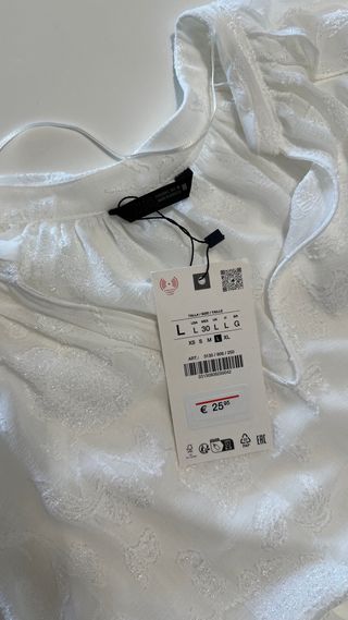 Blusa Zara Blanca Volantes talla L