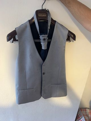 chaleco y corbata novio