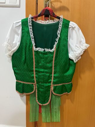 Traje de Huertana