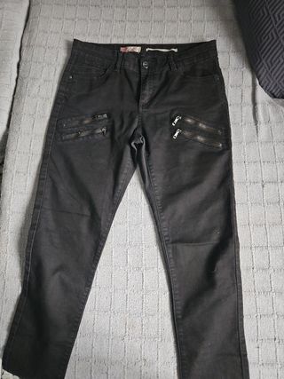 Pantalón Sfera Negro Talla 40 Super Skinny