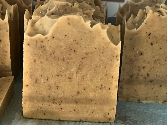 Jabón íntimo artesanal natural 6 piezas juntas