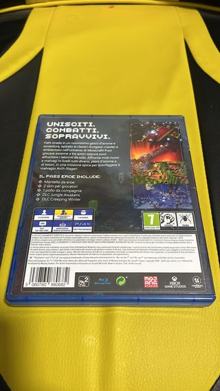 Minecraft Dungeons PS4 Como nuevo
