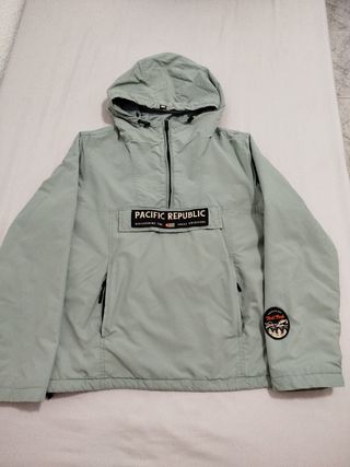 CHUBASQUERO PULL&BEAR/PACIFIC REPUBLIC