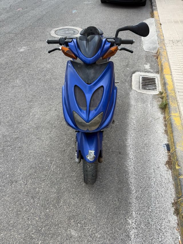 Yamaha Aerox 49cc Azul de 2004