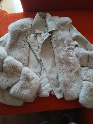 CHAQUETA DE CUERO CON PIEL SINTETICA