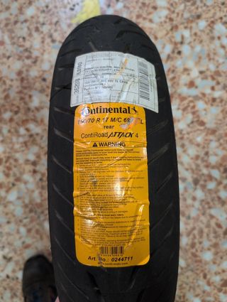 Continental RoadAttack 4 150/70 R17 69V
