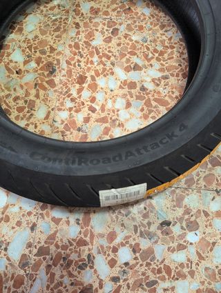 Continental RoadAttack 4 150/70 R17 69V