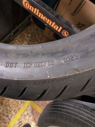 Continental RoadAttack 4 150/70 R17 69V