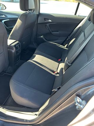 Opel Insignia 2011