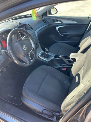 Opel Insignia 2011