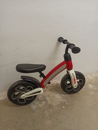 Bici sin pedales QPlay como nueva, 10"
