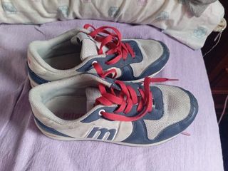 Zapatillas Mustang niño talla 36