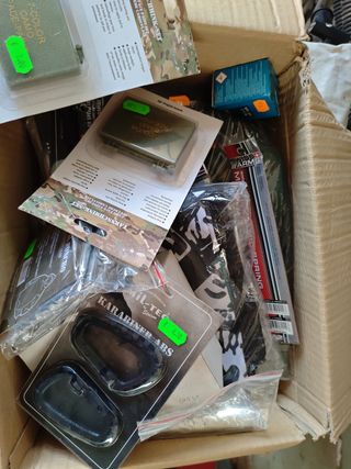 Scatola CAMO Cod 890 tutto quello che c'è all'inte